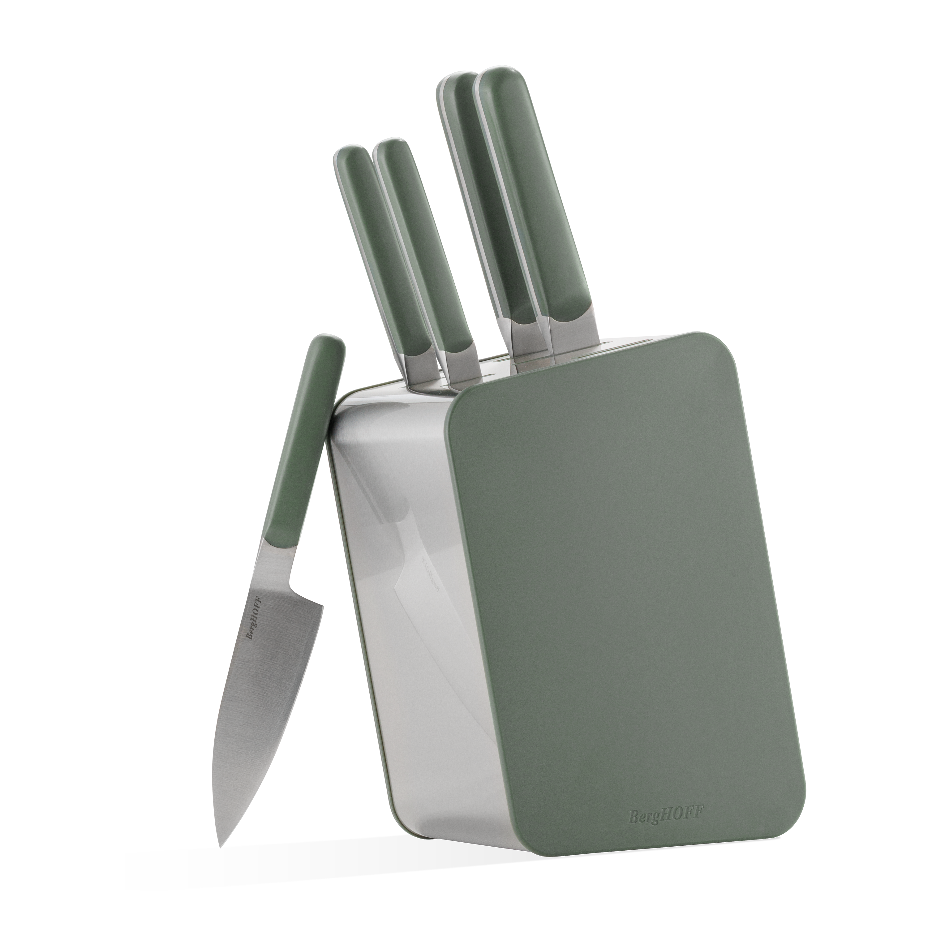 Elements-Knife-Block-set-6-piece-khaki-in-use