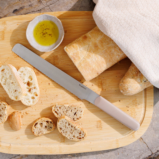 Elements-bread-knife-sand