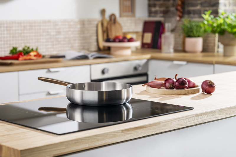 Materials-belly-frying-pan-warm-blush