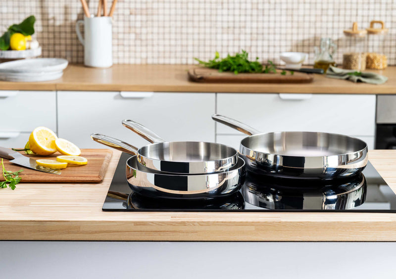 Upsell-belly-frying-pan-trio-stainless-steel