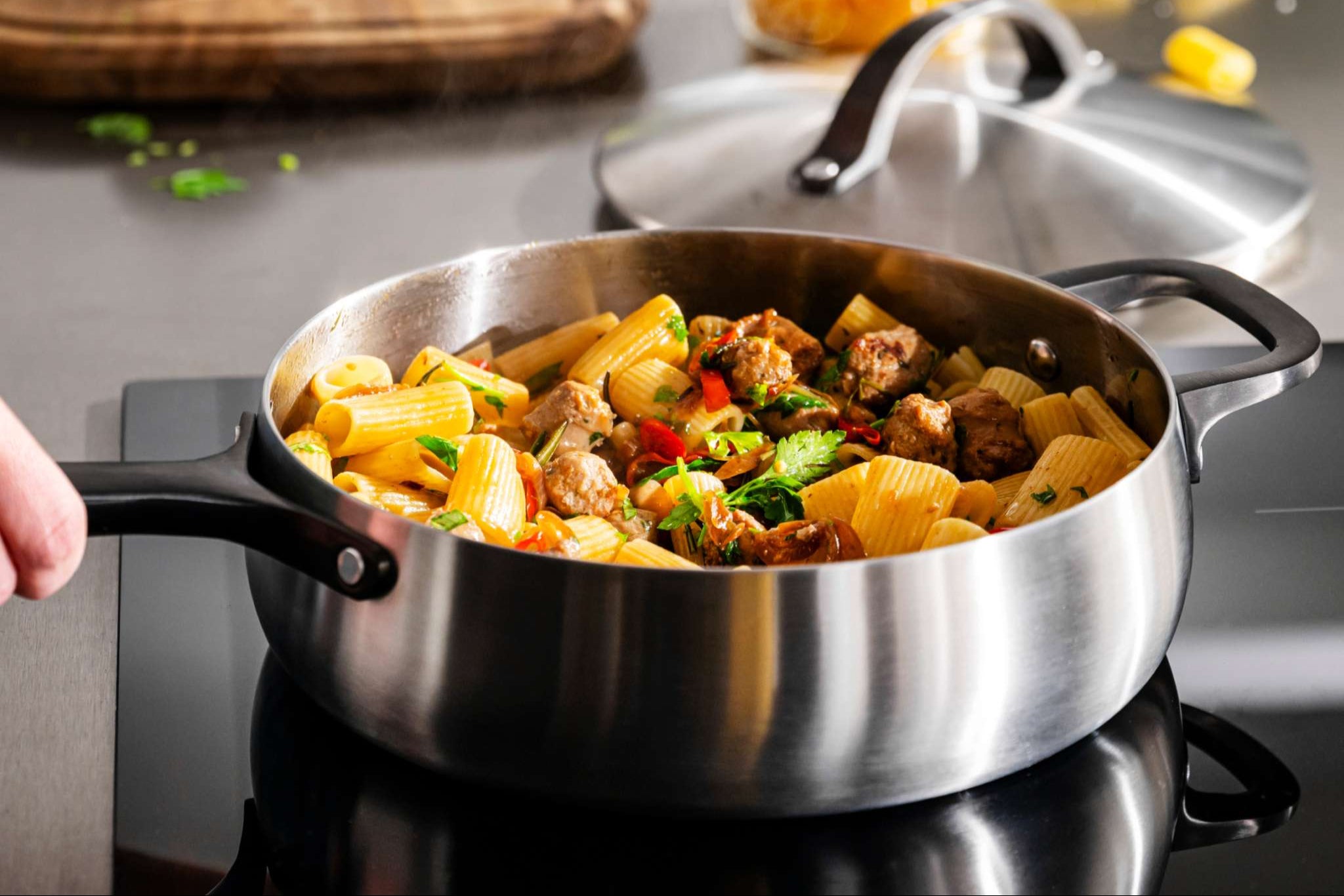 material-belly-saute-pan-smokey-black