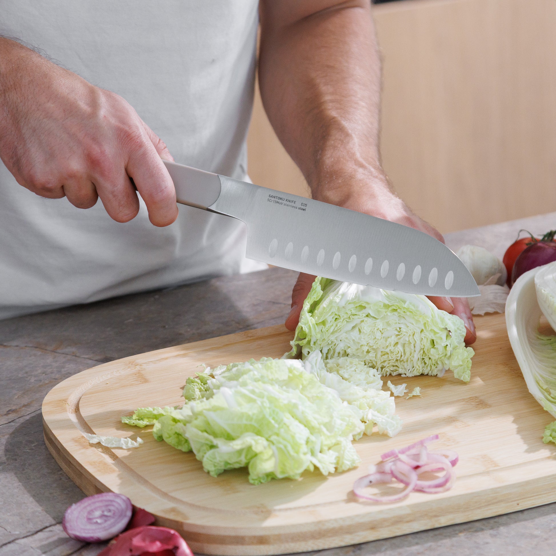 Elements-large-santoku-knife-16,7-cm-sand-lifestyle