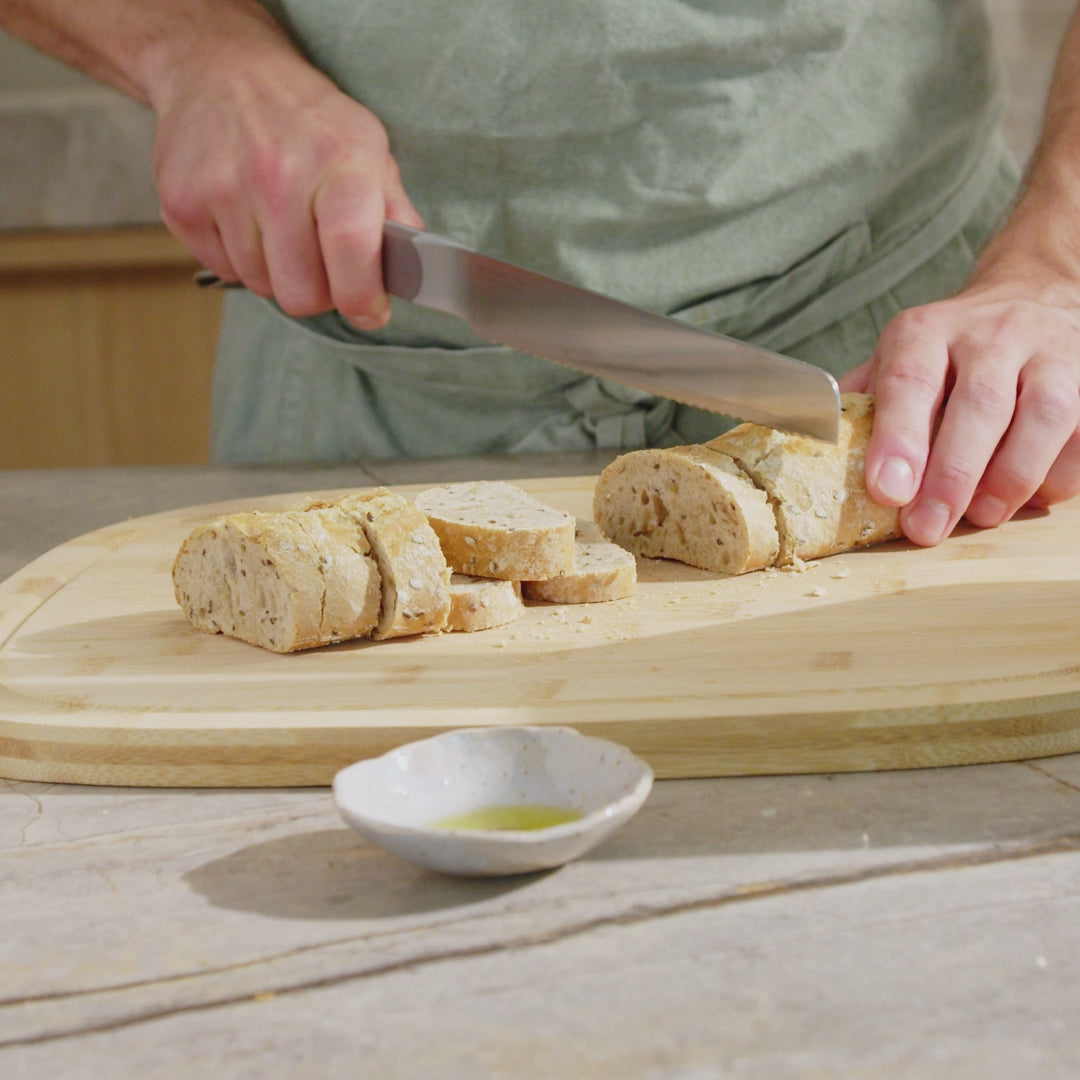 Load video: Elements-bread-knife-20-cm-aubergine-video