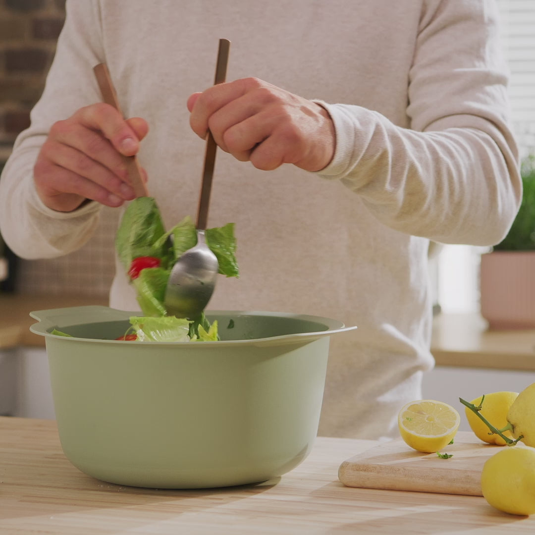 Video laden: Salat servieren-duo-warm-blush-video