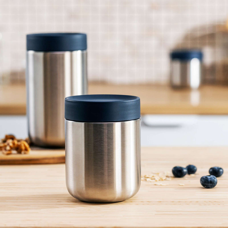 Nommie-snackable-foodjar-navy-steel-50CL-1